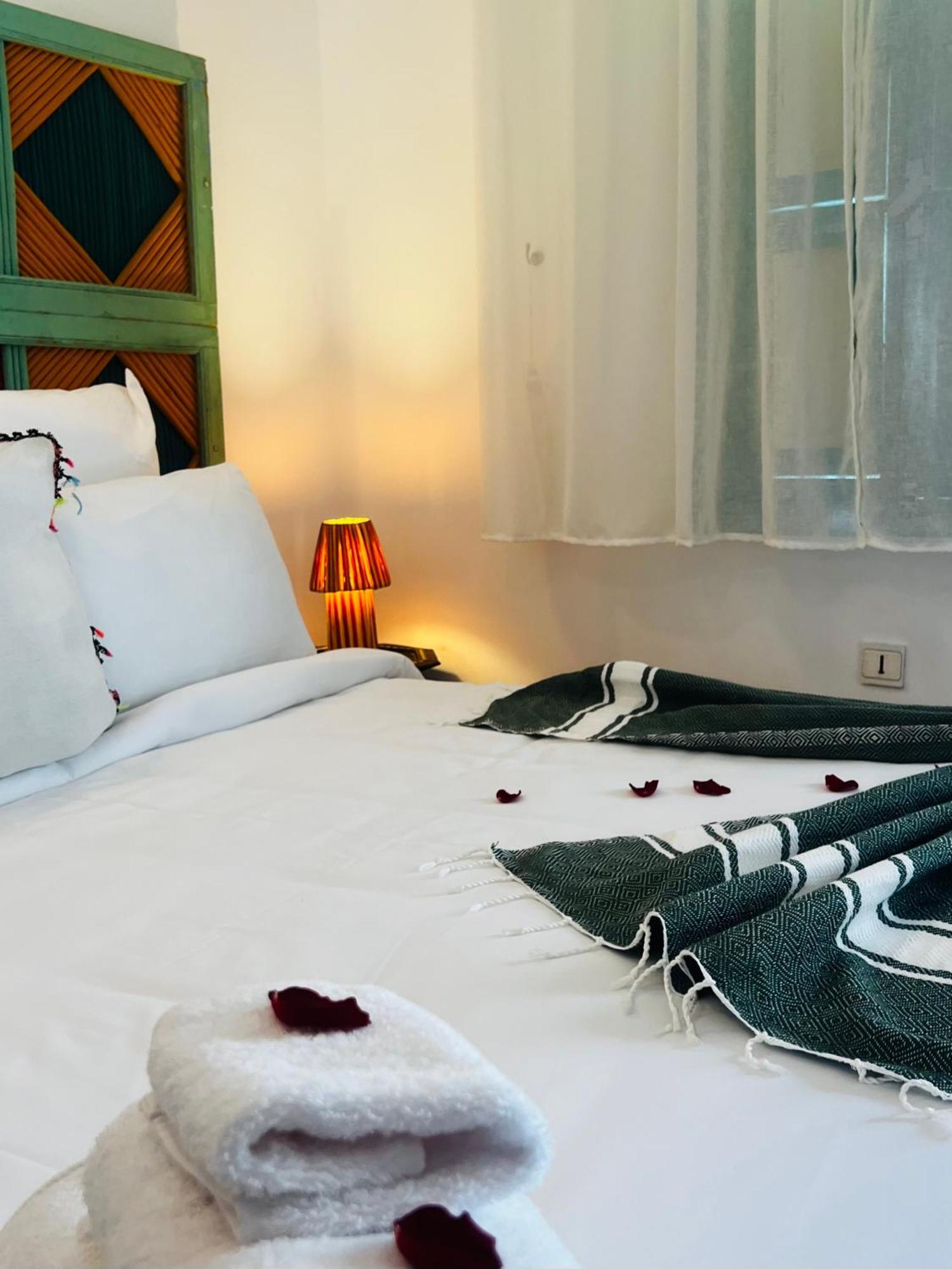 Dar Sydney Bed & Breakfast Marrakesh Bagian luar foto
