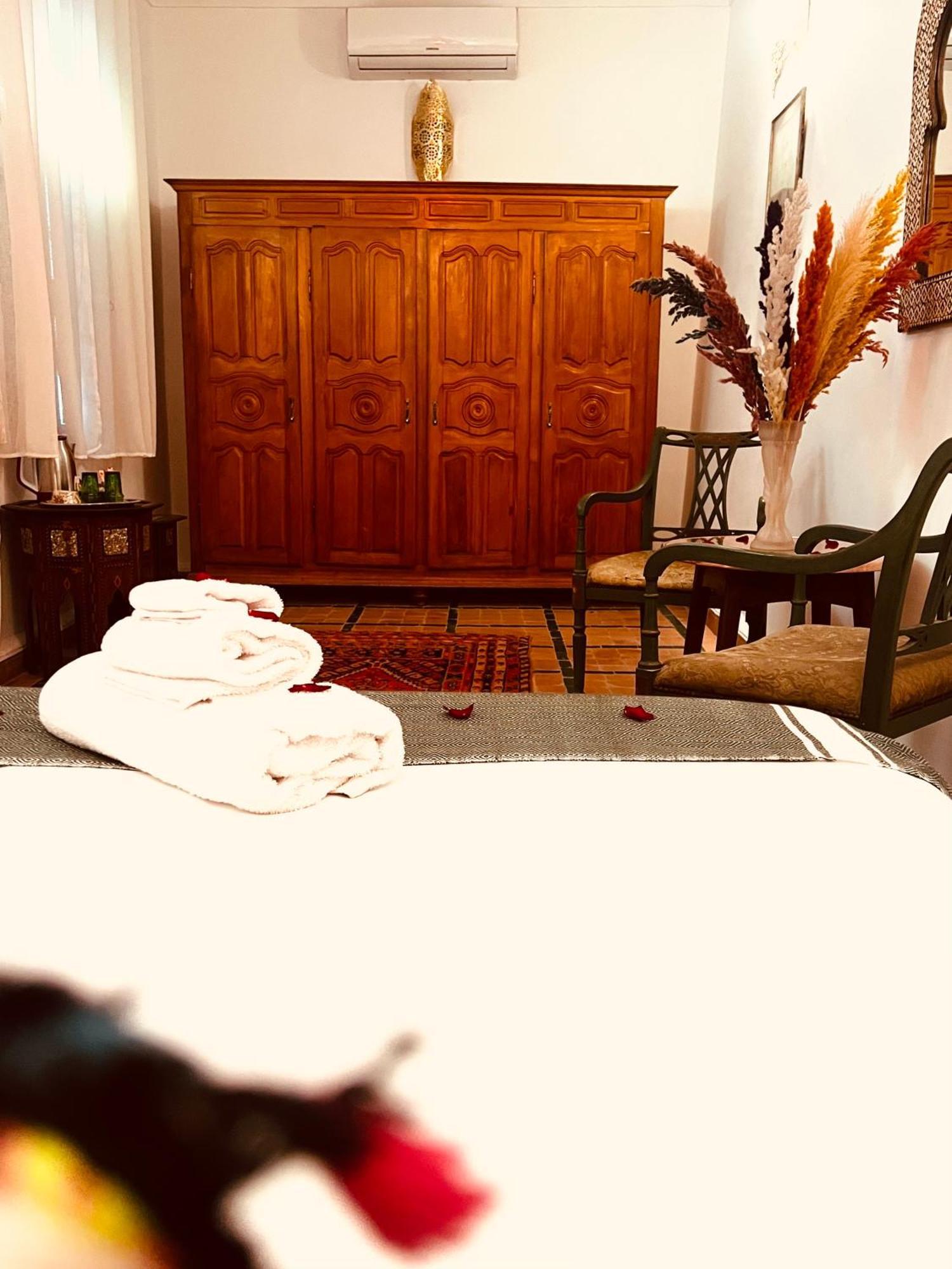 Dar Sydney Bed & Breakfast Marrakesh Bagian luar foto