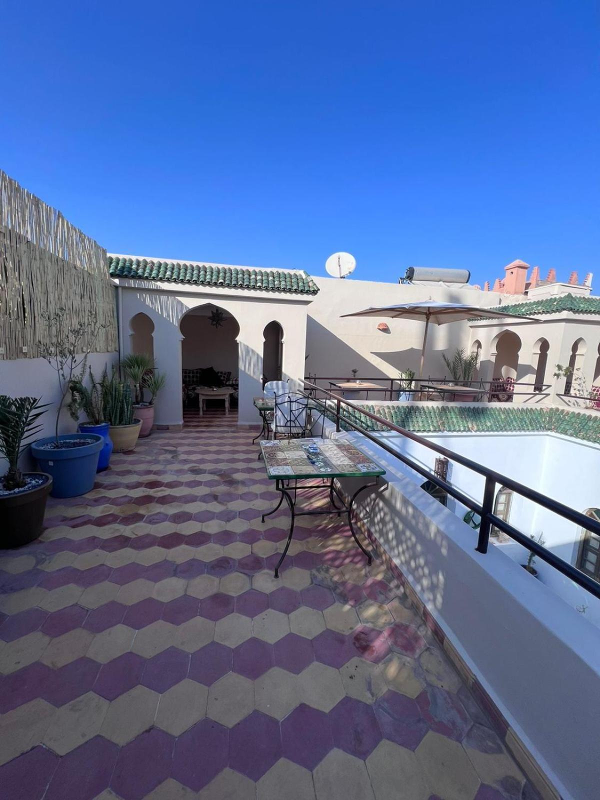 Dar Sydney Bed & Breakfast Marrakesh Bagian luar foto