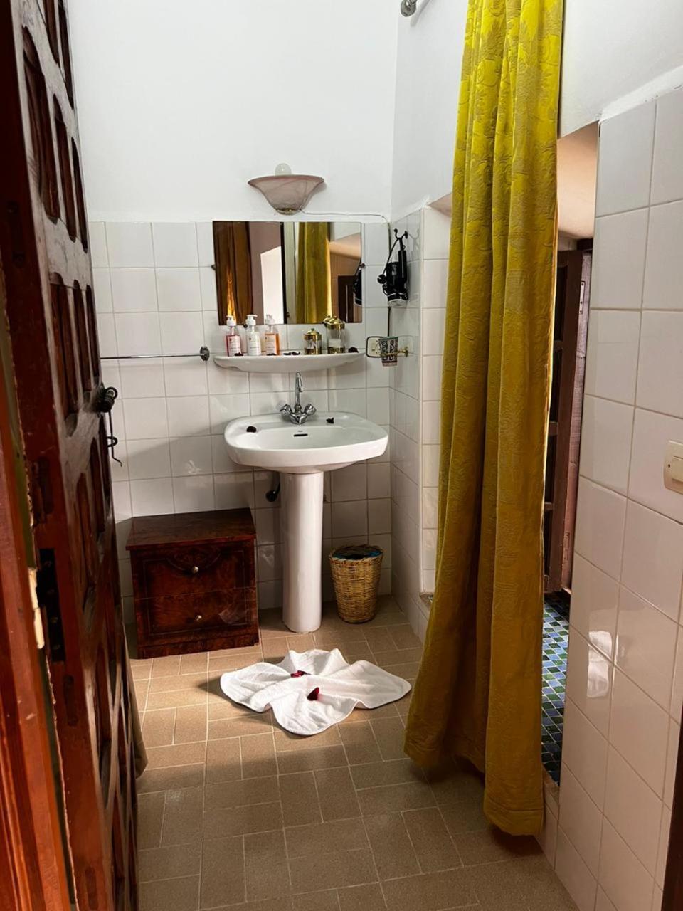 Dar Sydney Bed & Breakfast Marrakesh Bagian luar foto